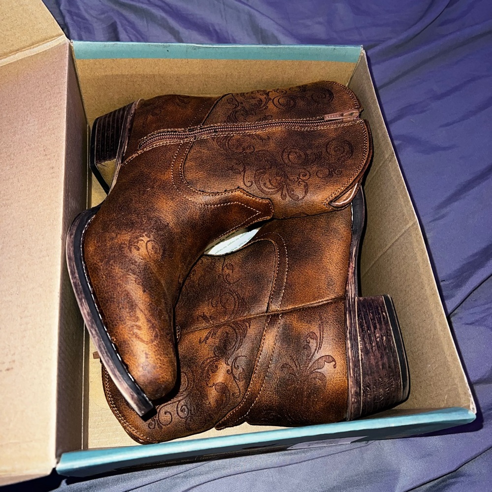Roper Cowboy Boots